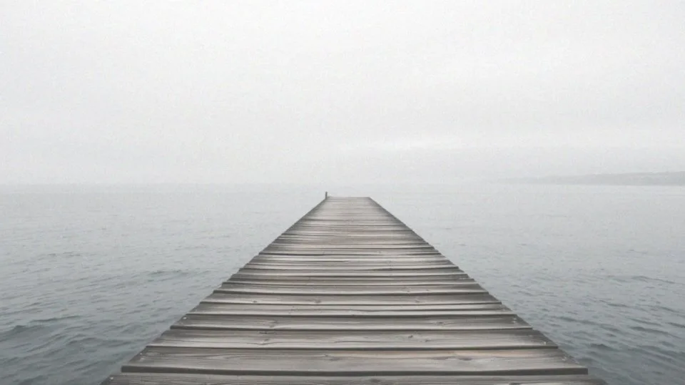 Jak cierpienie dotyka człowieka i wpływa na jego postawy?